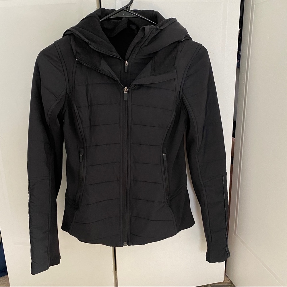 Lululemon multi layer black jacket/puffer/hoodie 2